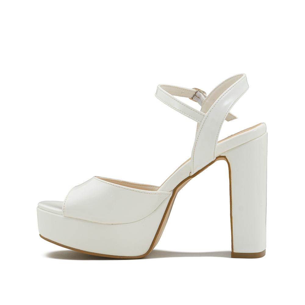 Foto 6 pulgar | Zapatilla Para Mujer Graduación Formales Color Charol Late Beige
