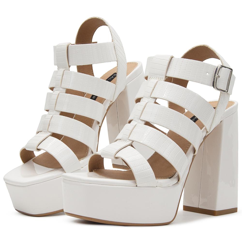 Elegantes Zapatillas Salamandra Para Dama En Charol Latte Beige