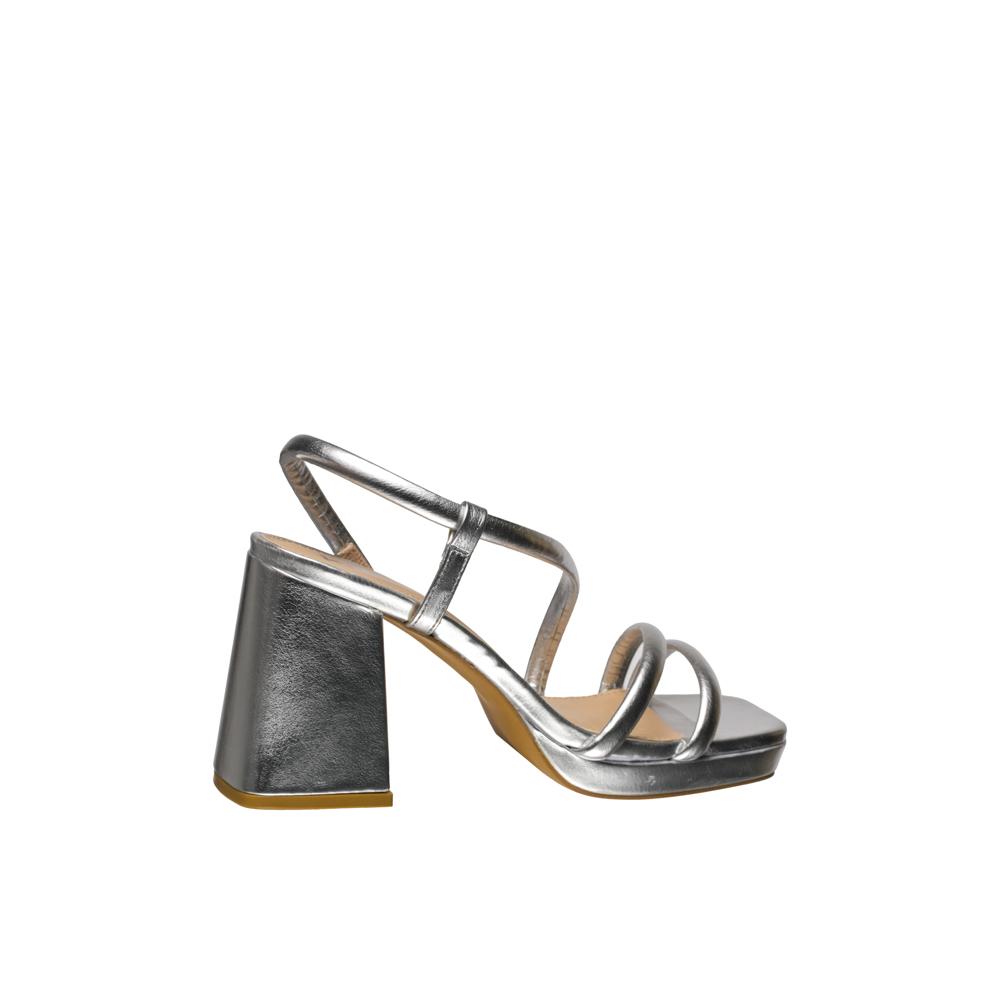 Foto 4 pulgar | Zapatilla Kipon Mujer Tacon Glam Rebelde Plateado