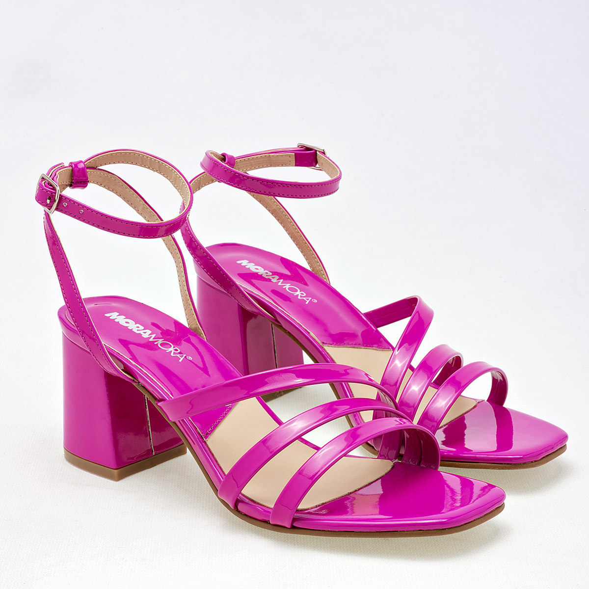 Foto 3 pulgar | Zapatillas MoraMora Fucsia para Mujer