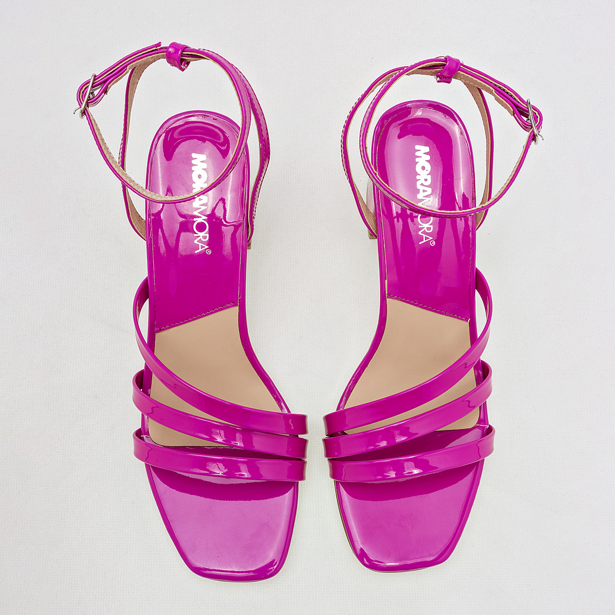 Foto 4 pulgar | Zapatillas MoraMora Fucsia para Mujer