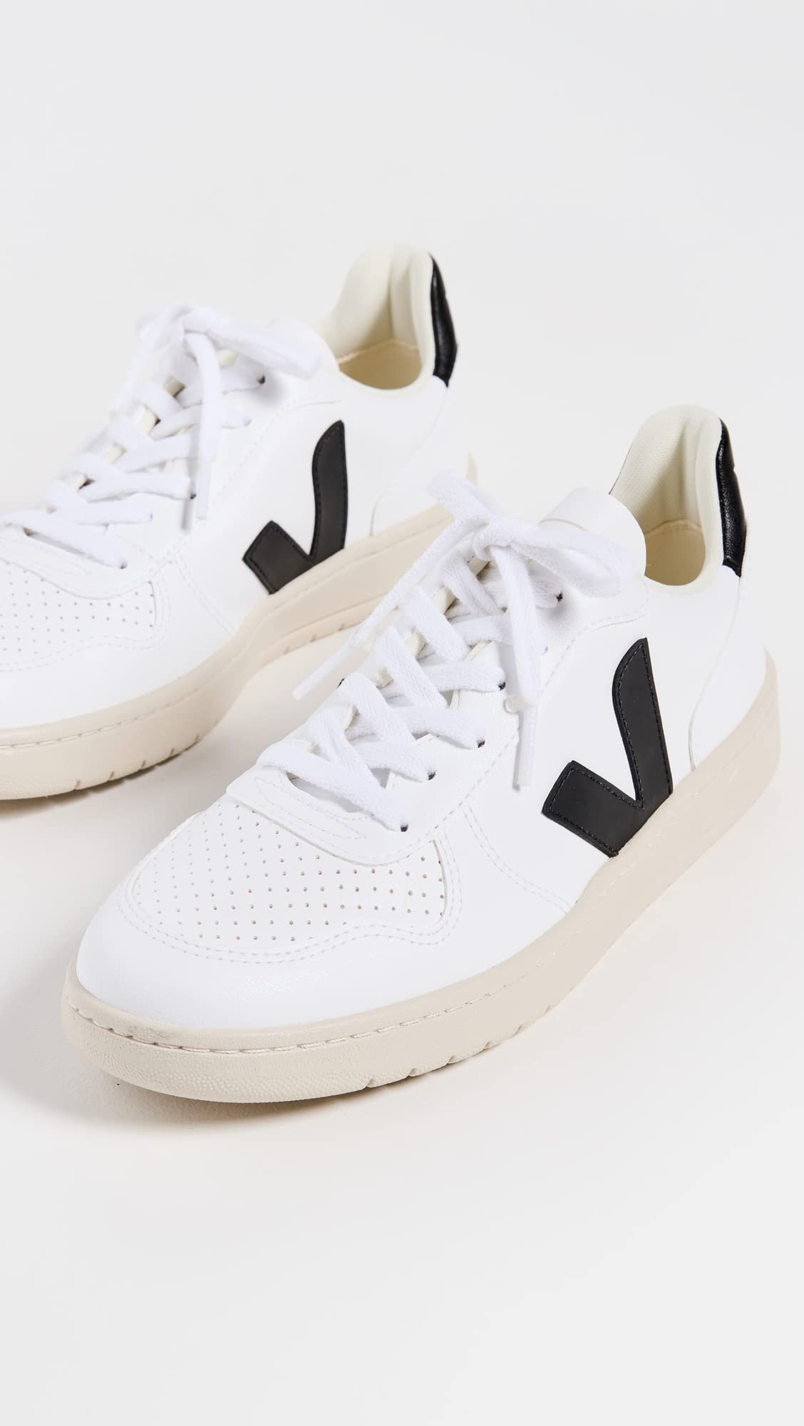 Foto 4 | Tenis Veja V-10 Blancos para Mujer - Venta Internacional