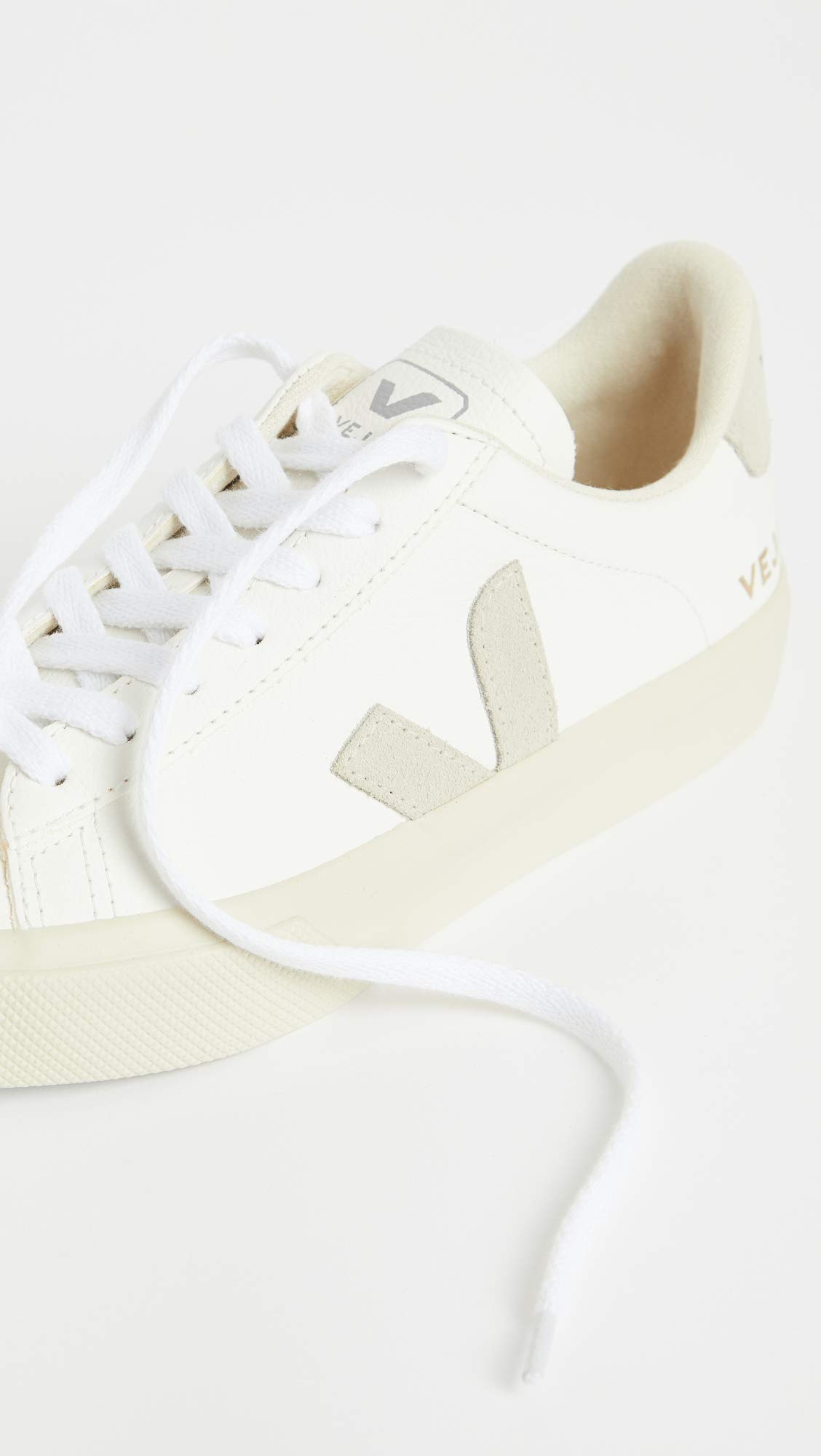 Foto 7 pulgar | Tenis Casuales Veja para Mujer-Venta Internacional