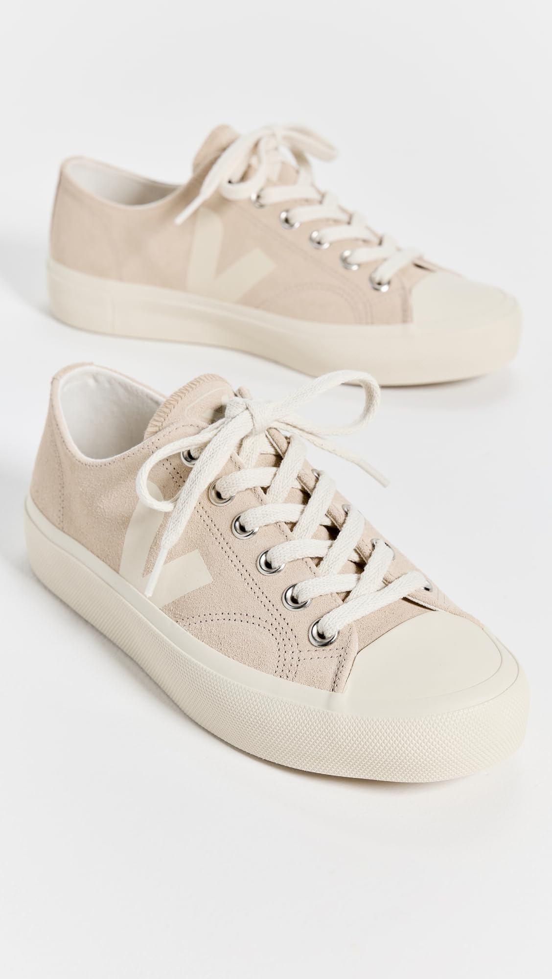 Foto 4 | Tenis Veja Wata II Low color Almendra Pierre para Mujer - Venta Internacional