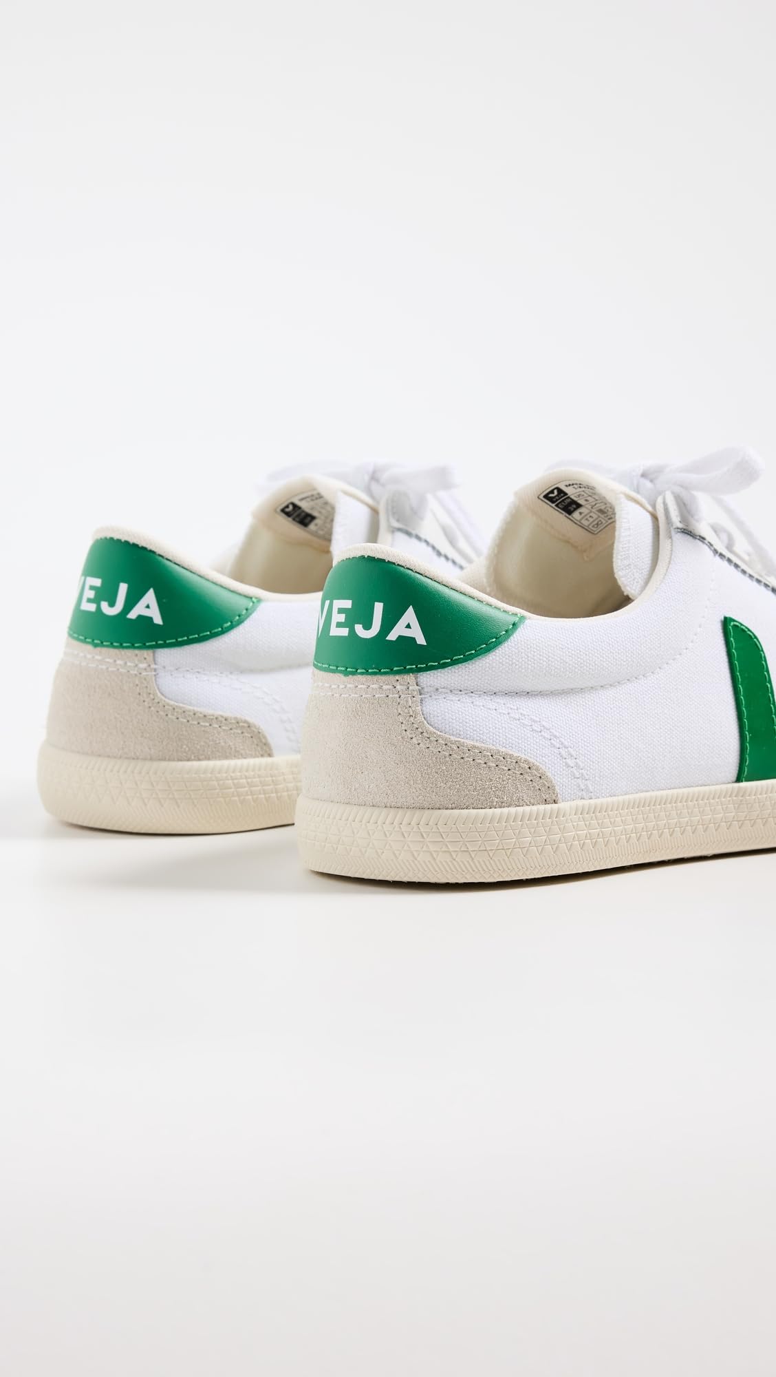 Foto 5 pulgar | Tenis Veja Volley Blancos para Mujer - Venta Internacional