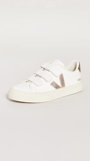 Foto 2 | Tenis Veja Recife Logo Blanco con Platino para Mujer - Venta Internacional
