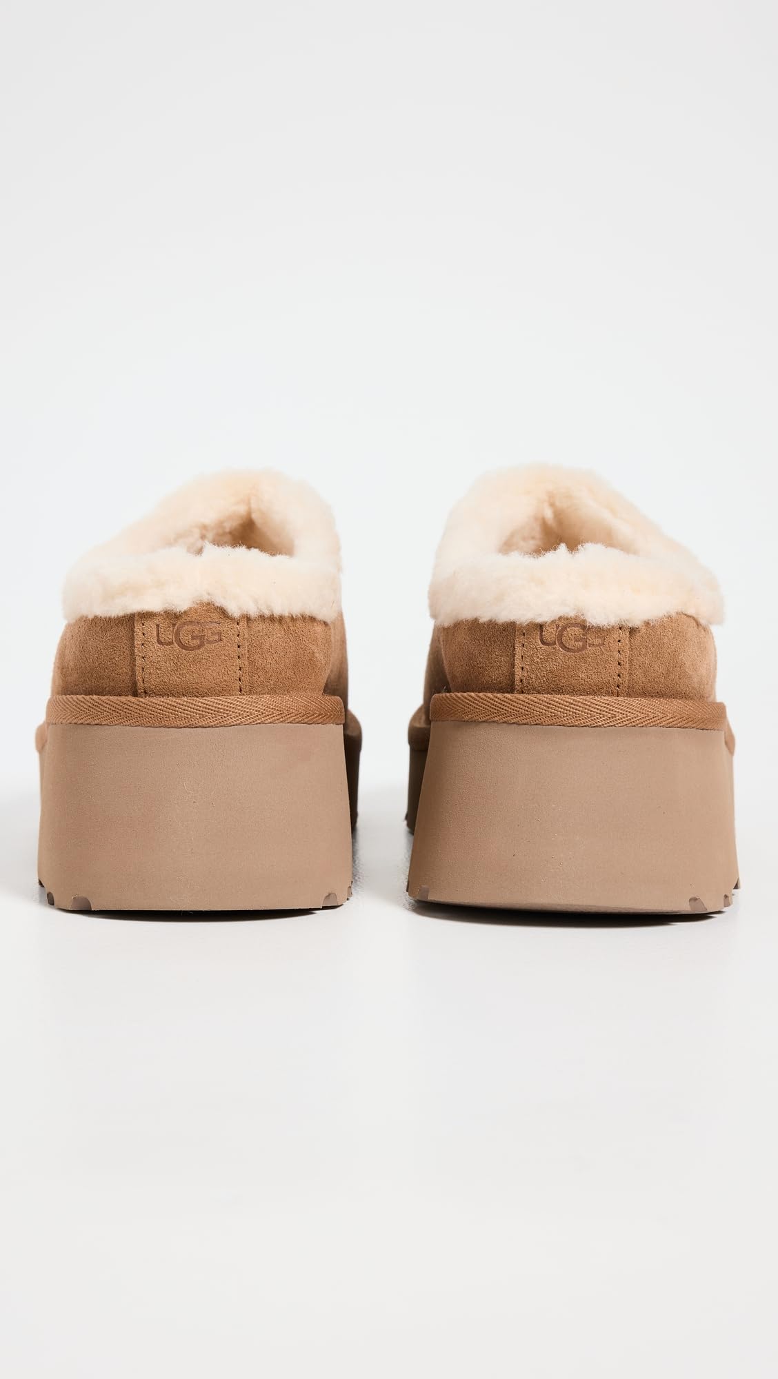 Foto 6 pulgar | Zapatos Ugg New Heights Acogedor Zueco Castaño Para Mujer, Talla 8 - Venta Internacional.