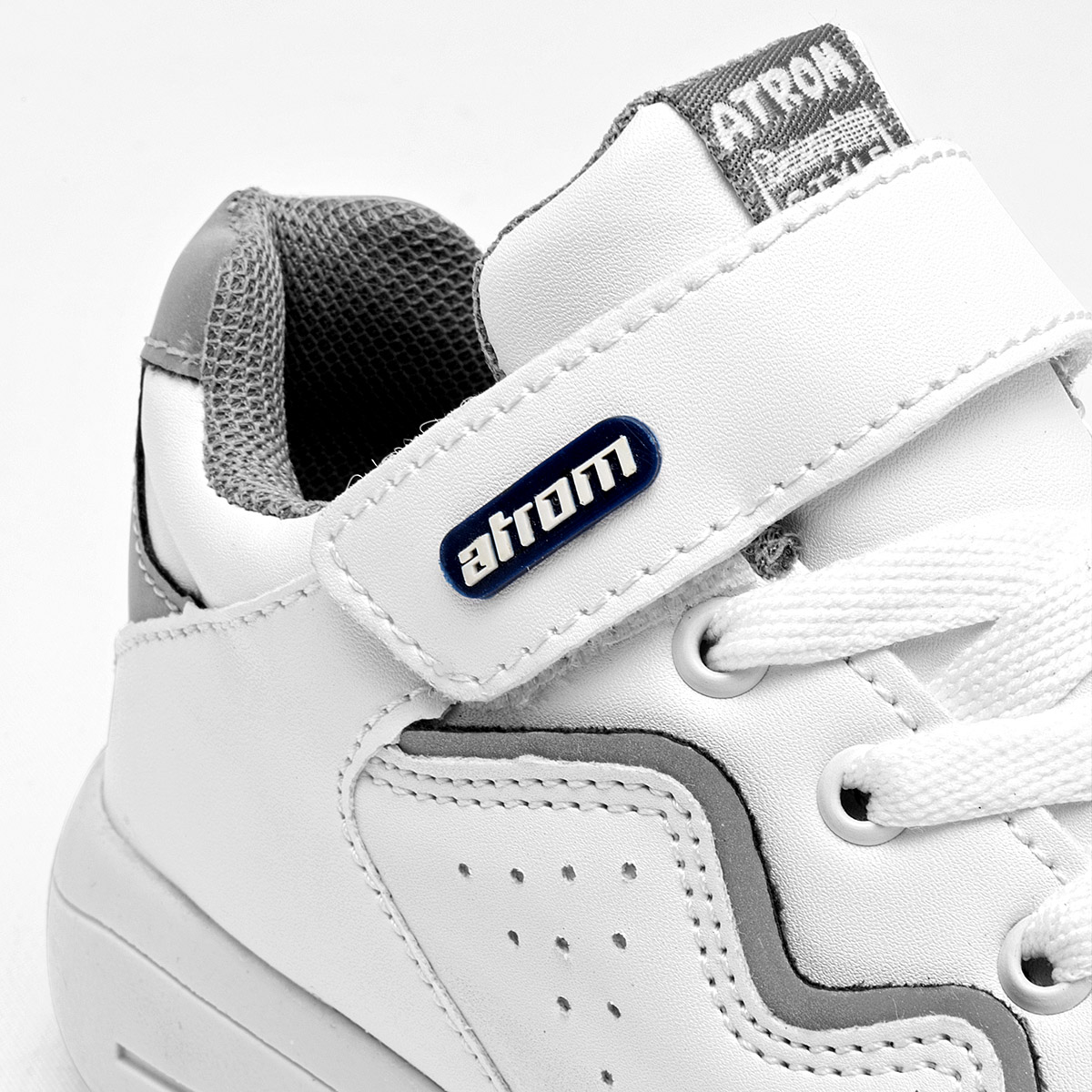 Foto 5 pulgar | Atrom Tenis Urbano Para Niño Blanco Gris
