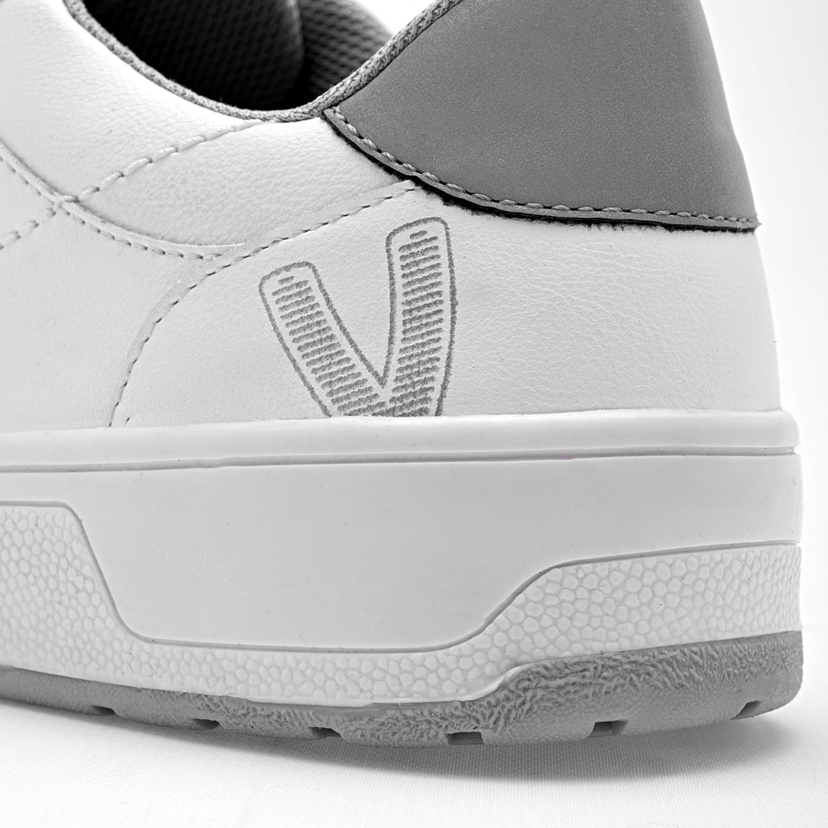 Foto 5 pulgar | Vavito Tenis Urbano Para Niño Blanco Gris