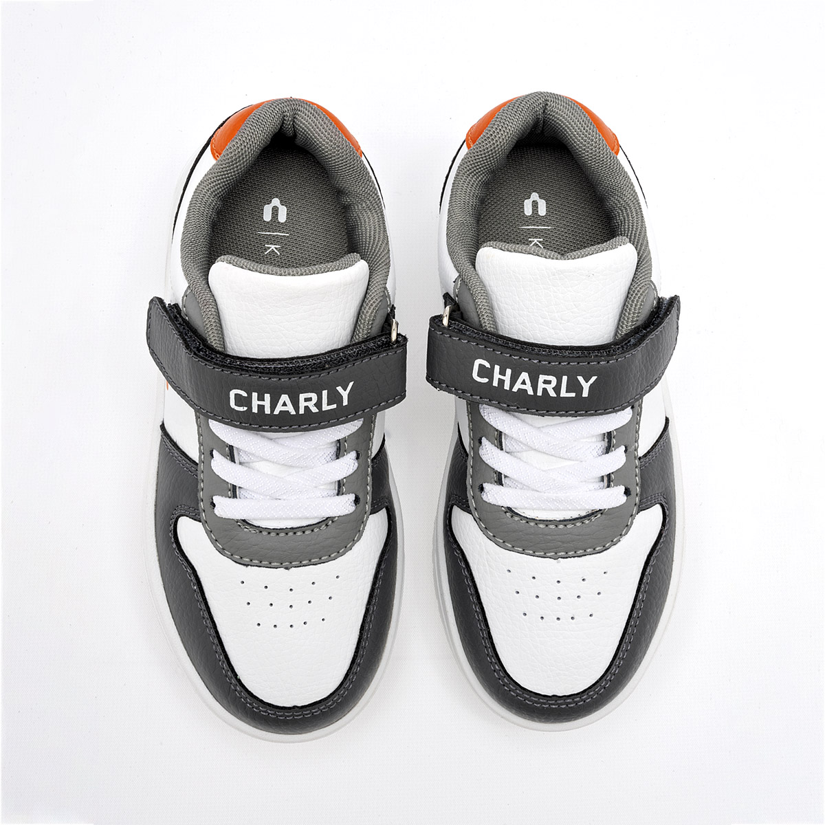 Foto 4 pulgar | Charly Tenis Urbano Para Niño Blanco Gris
