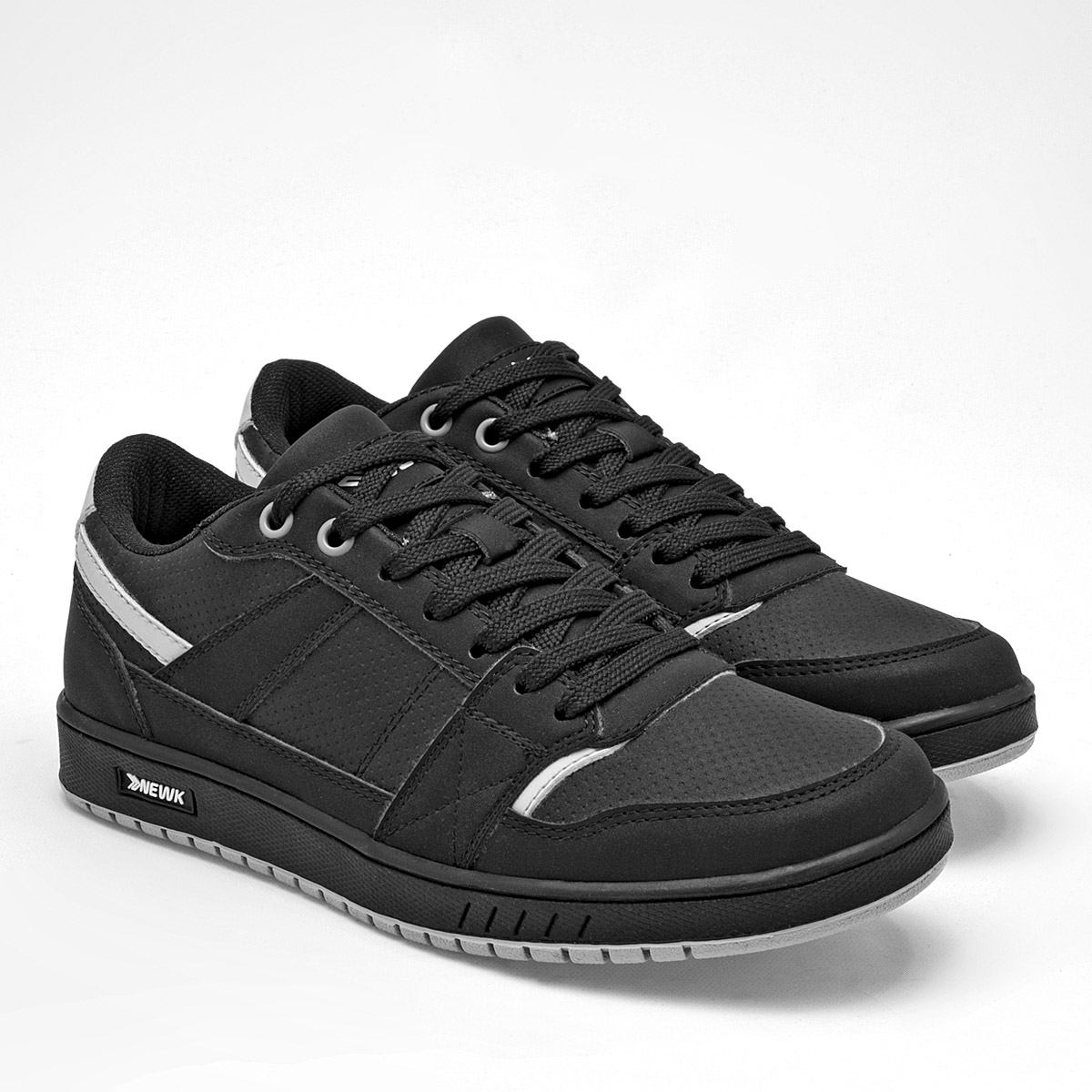 Foto 3 pulgar | Newk Tenis Urbano Para Joven Negro Gris