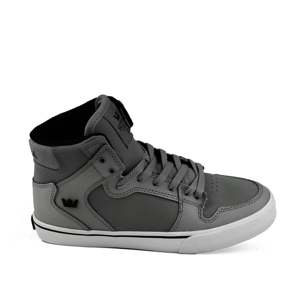 Foto 3 pulgar | Tenis Supra Kids-vaider Versatil Bota Infantil Gris