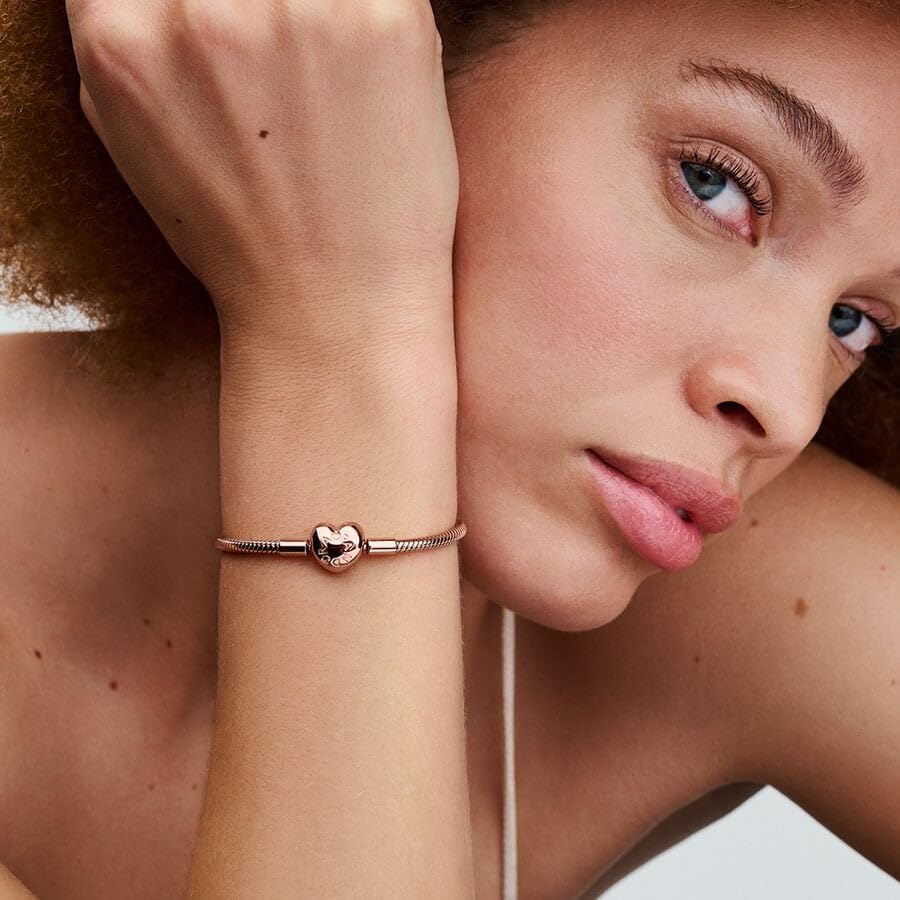 Foto 2 | Pulsera Pandora Con Cierre De Corazón Y Cadena Con Forma De Serpiente Pandora Rose - Venta Internacional.