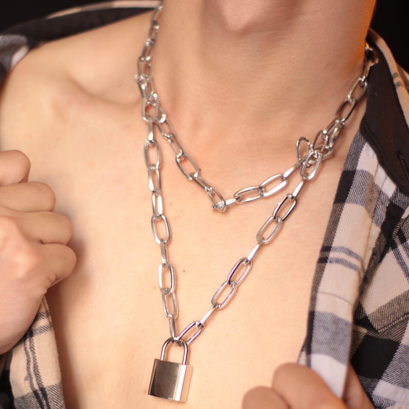 Foto 4 pulgar | Collar de Cadena Hombre Candado y Cruz con Llave Generico color Plateado