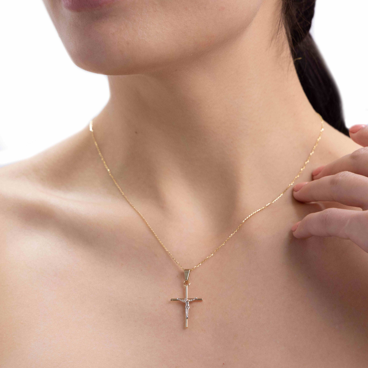 Foto 6 pulgar | Collar de Cruz de Tubo con Cristo Rodinado de Oro de 10k