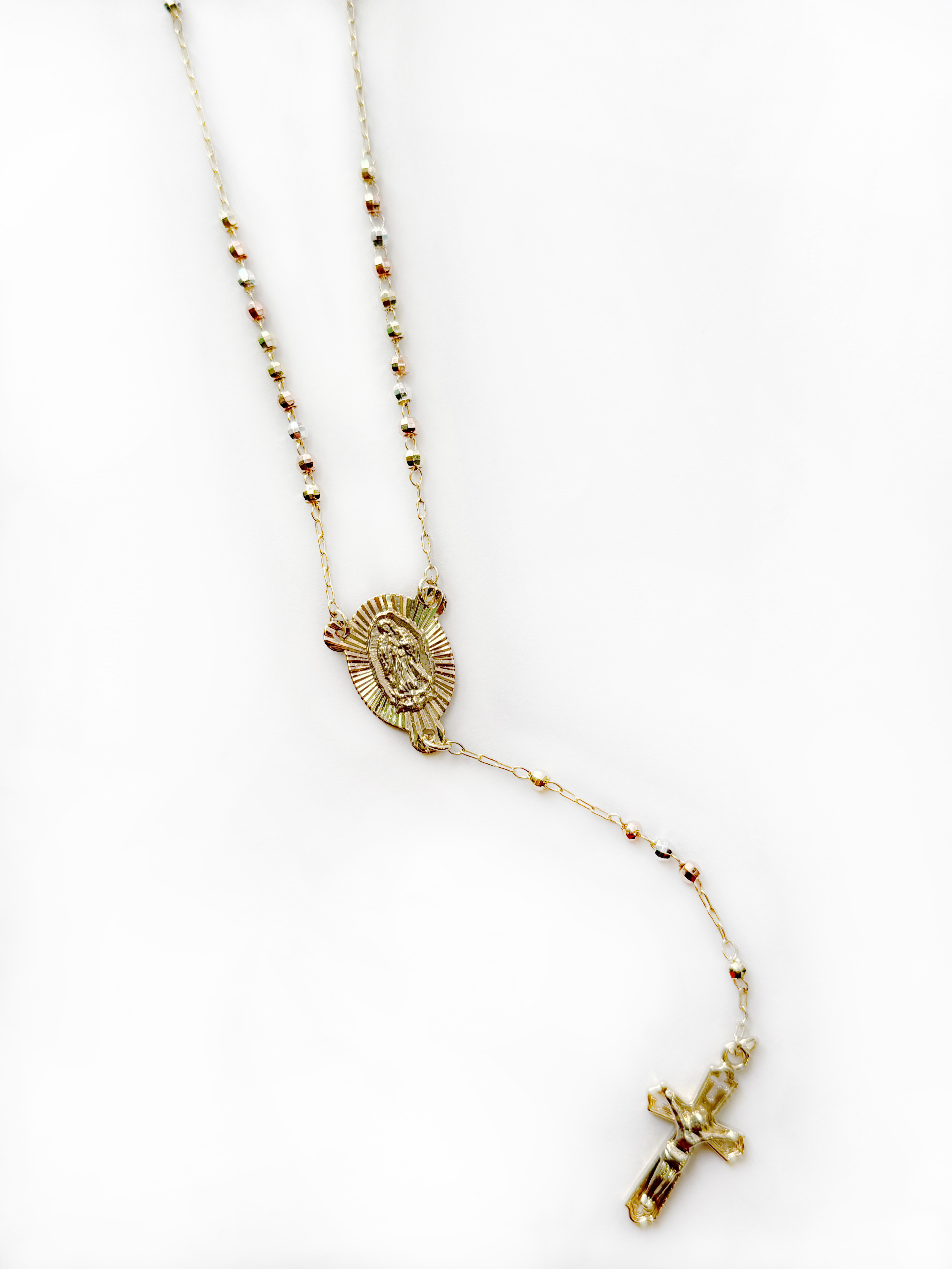 Foto 3 pulgar | Rosario Con Dije Virgen De Guadalupe Y Cristo Oro Laminado 18k Facetado