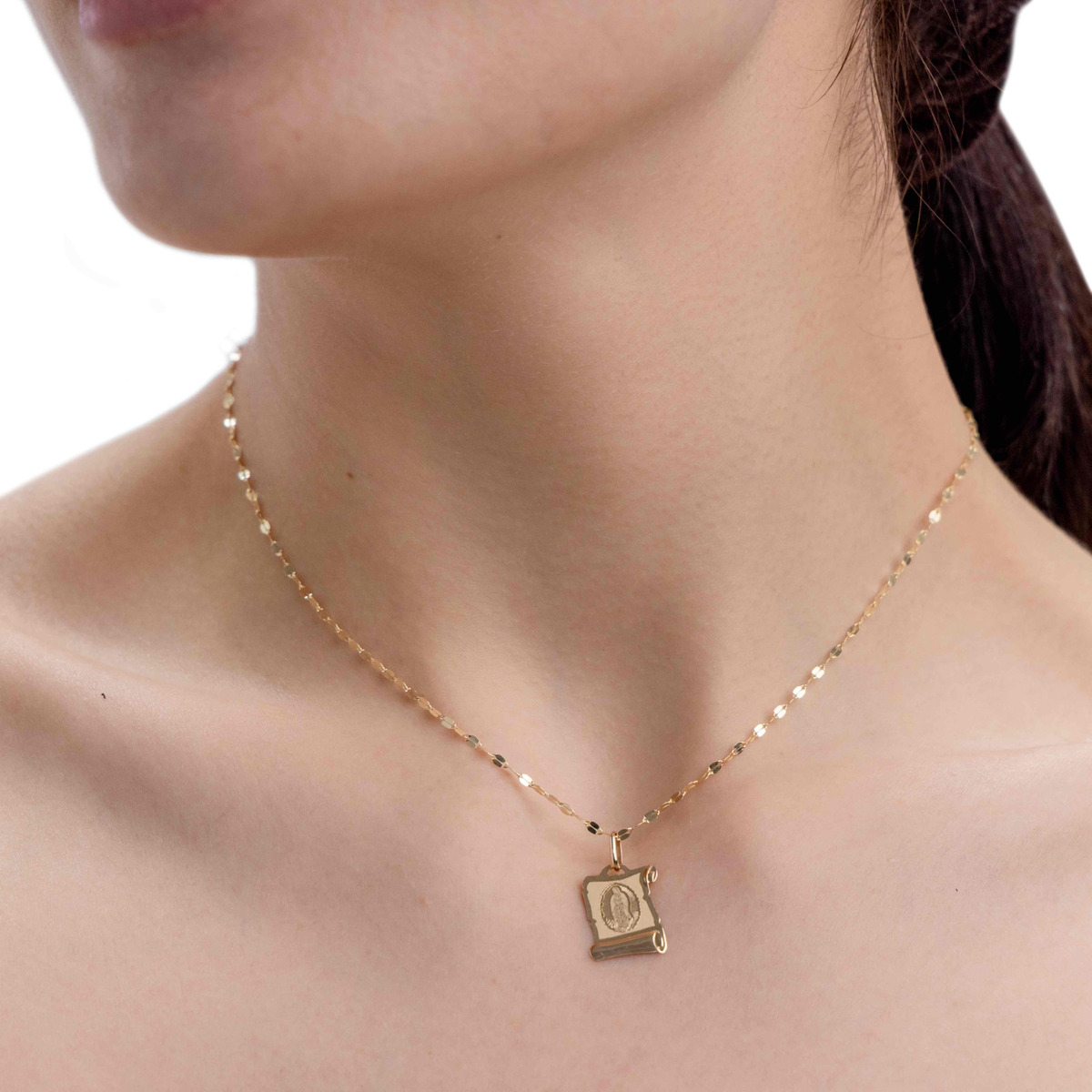 Foto 5 pulgar | Medalla de la Virgen Oro 14k