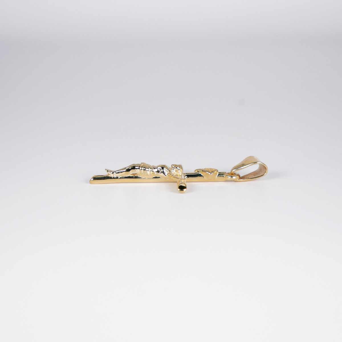 Foto 4 pulgar | Dije Cristo Crixus Joyería Oro 10k