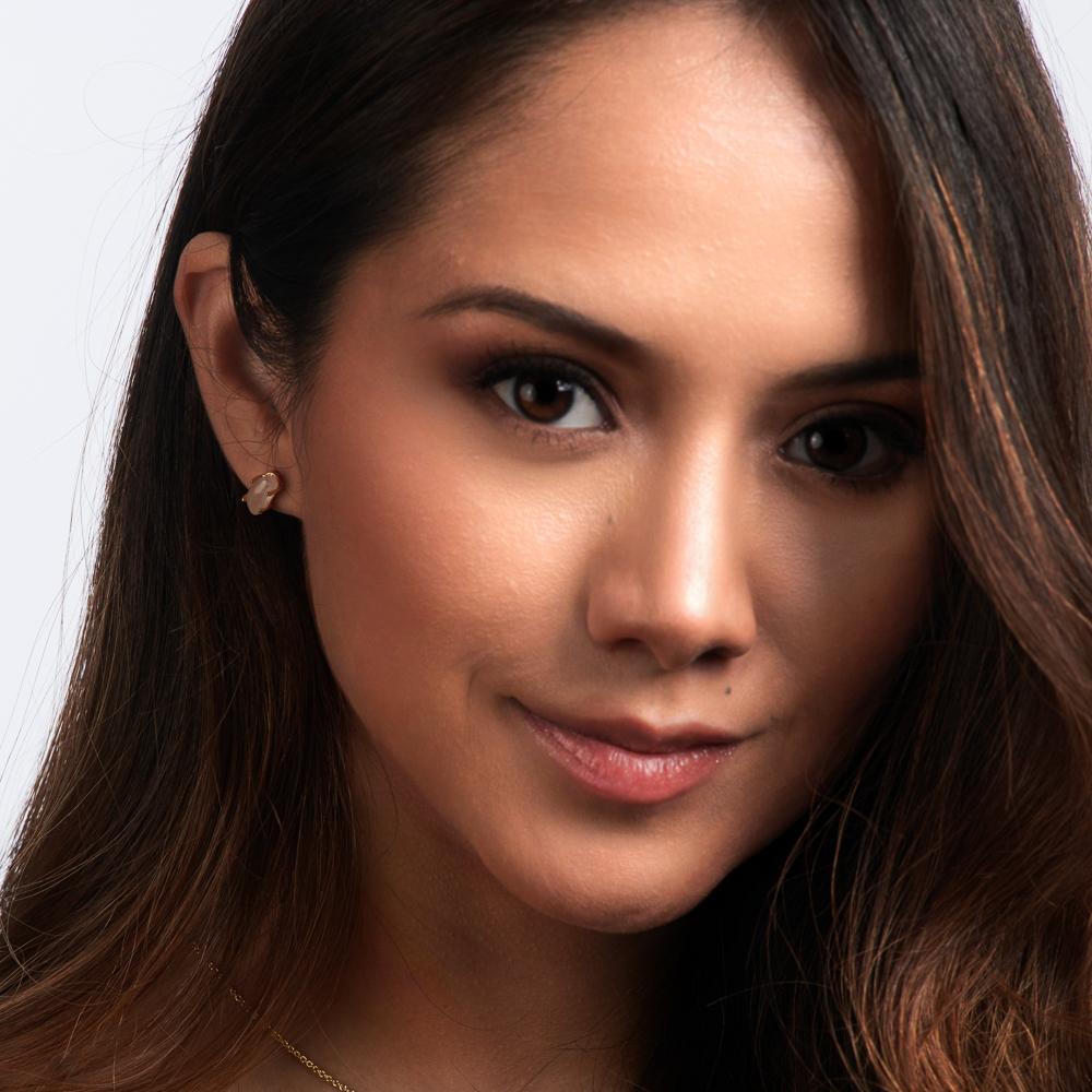 Foto 5 pulgar | Aretes de Latón con Baño de Oro 18k LuckyLy Ivy con Piedras Naturales