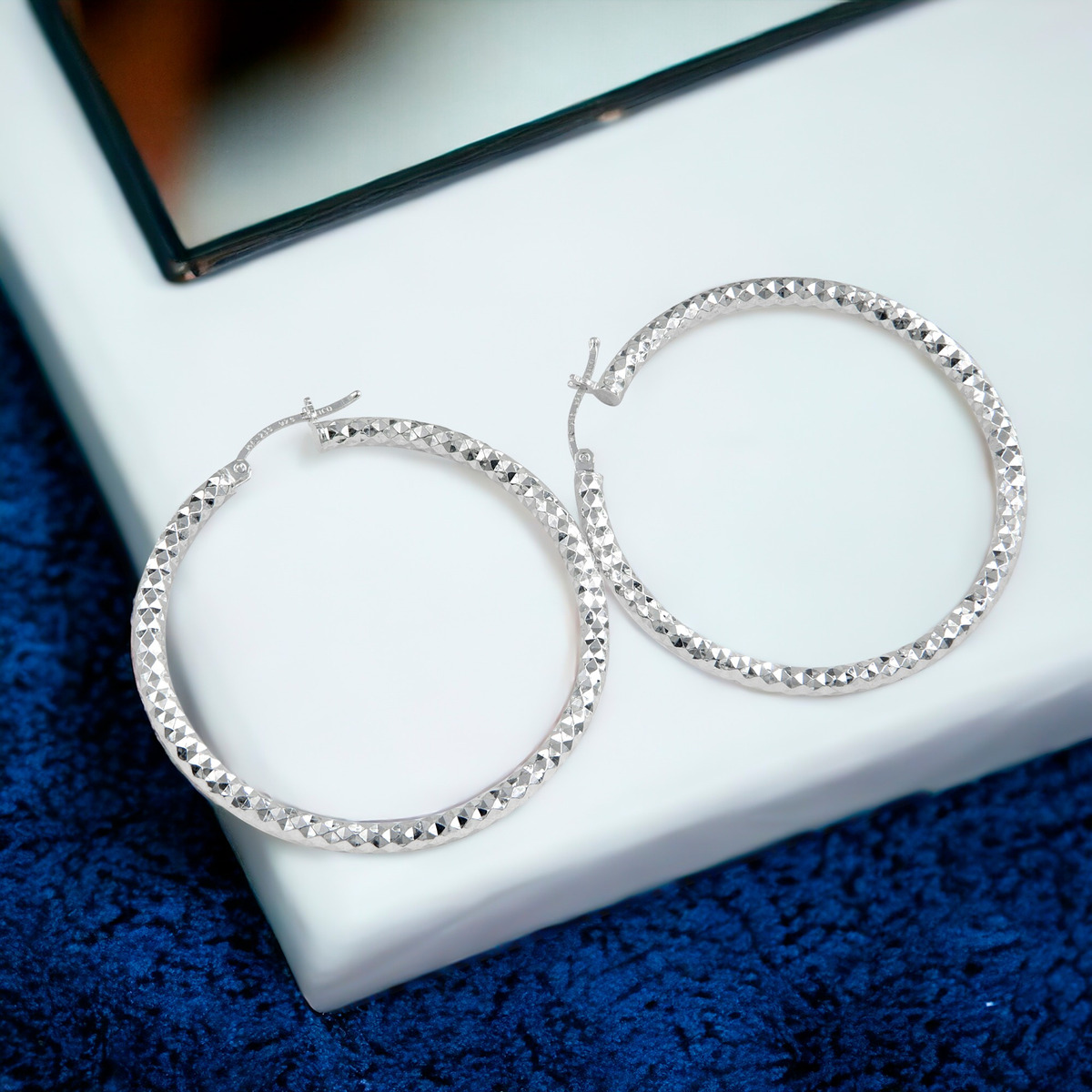 Foto 5 pulgar | Arete De Plata 925 Para Mujer Con Diamantado Panal De 12mm