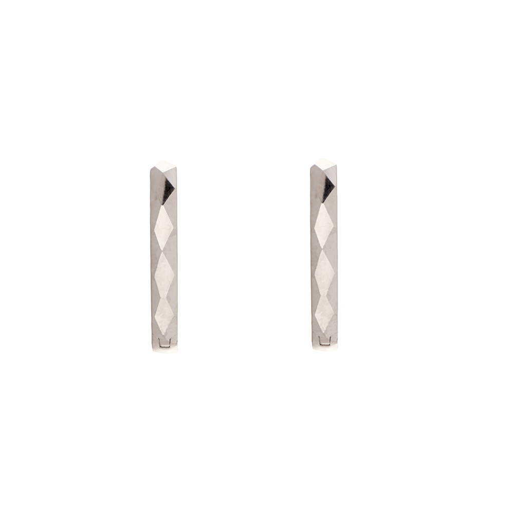 Foto 4 pulgar | Aretes de Oro Blanco 14k Zekie