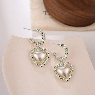 Foto 3 | Pendientes Huoguo De Metal Con Forma De Corazón Y Perlas Para Mujer - Venta Internacional.