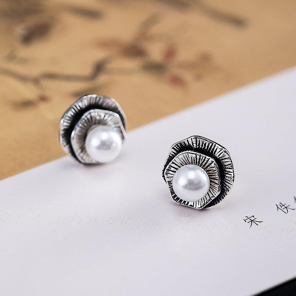 Foto 3 pulgar | Pendientes Huoguo Chapados En Plata Con Forma Retro De Concha De Loto Negra - Venta Internacional.