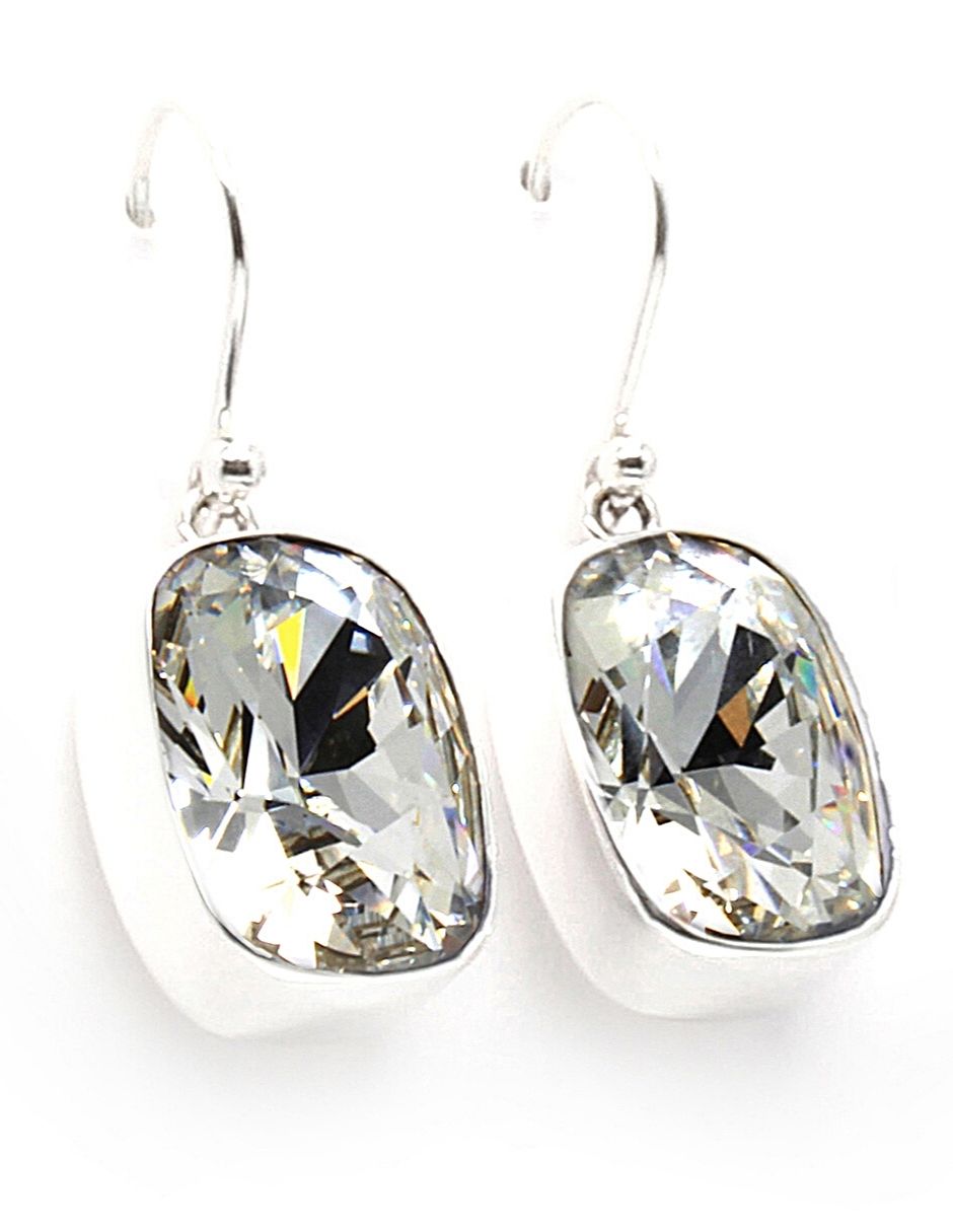 Aretes Joyería Zvezda ZAR-BAG18-CRY-G color Blanco Baguette Crystal Gancho con Plata