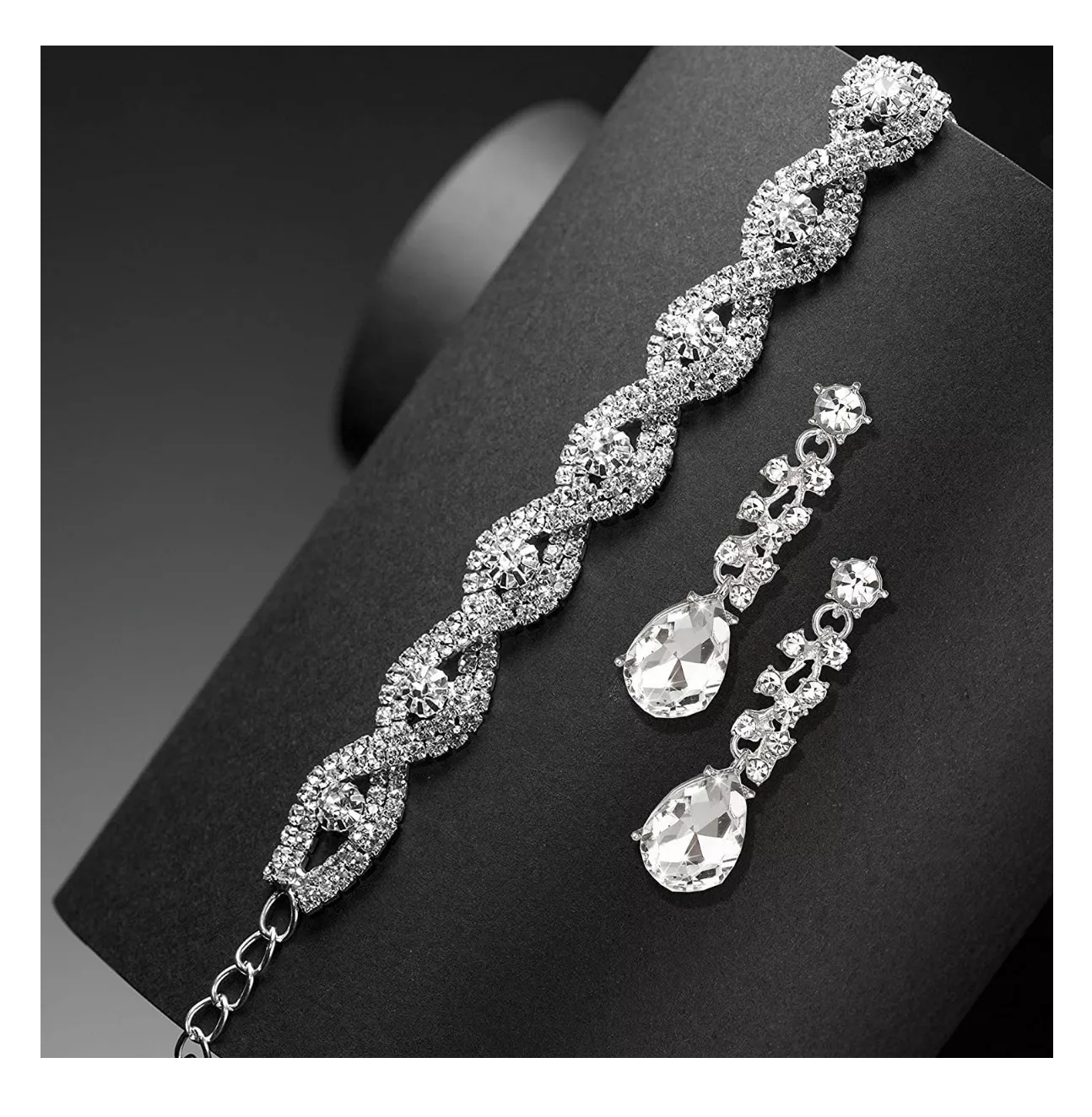 Foto 4 pulgar | Conjunto De Joyas Para Mujer Collar Y Aretes Y Pulsera Color Plata