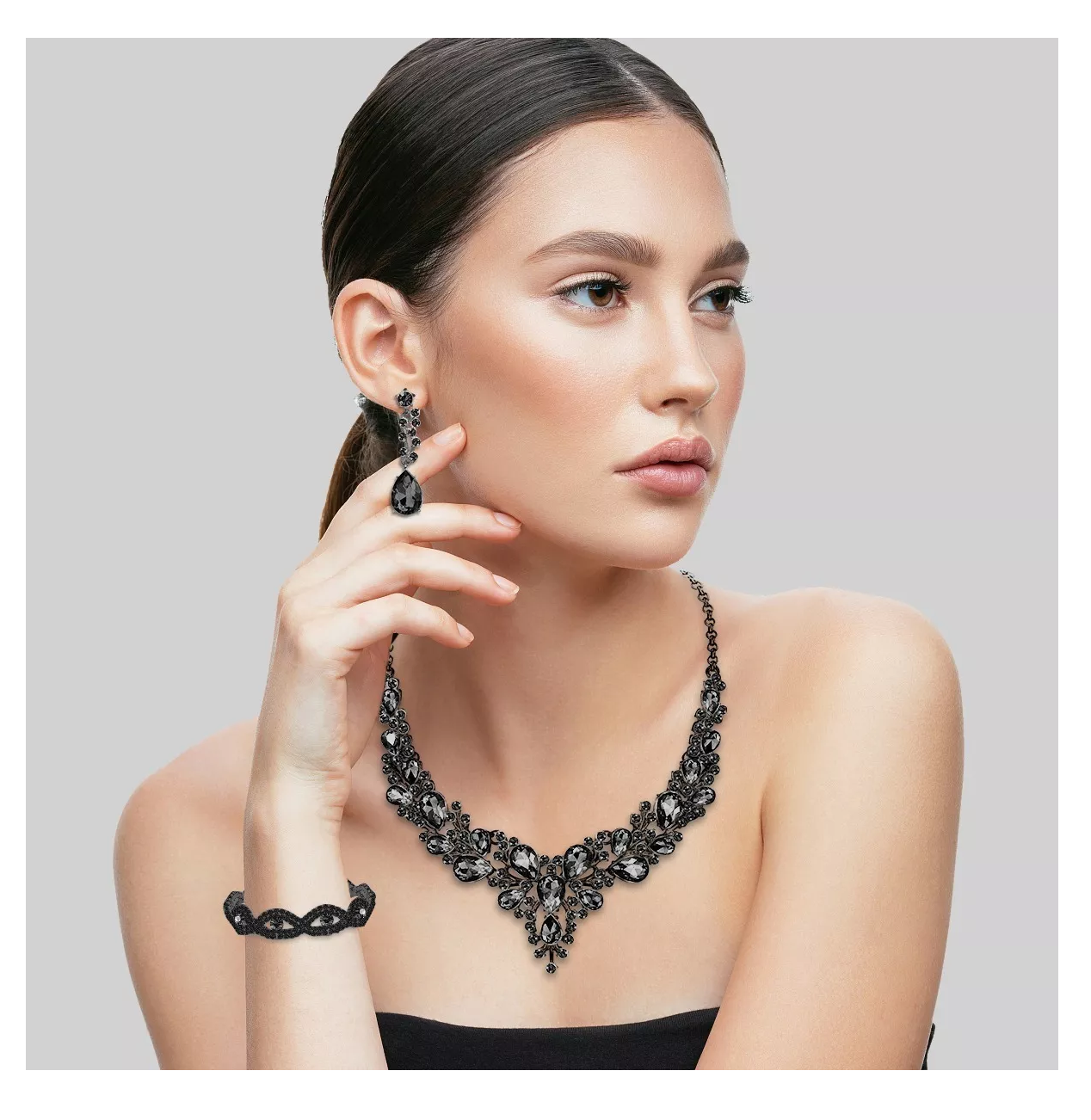 Foto 3 pulgar | Conjunto De Joyas Para Mujer Collar Y Aretes Y Pulsera Negro