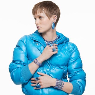 Foto 4 | Anillo Swarovski Lucent Cocktail De Cristal Azul Tamaño 7 - Venta Internacional.