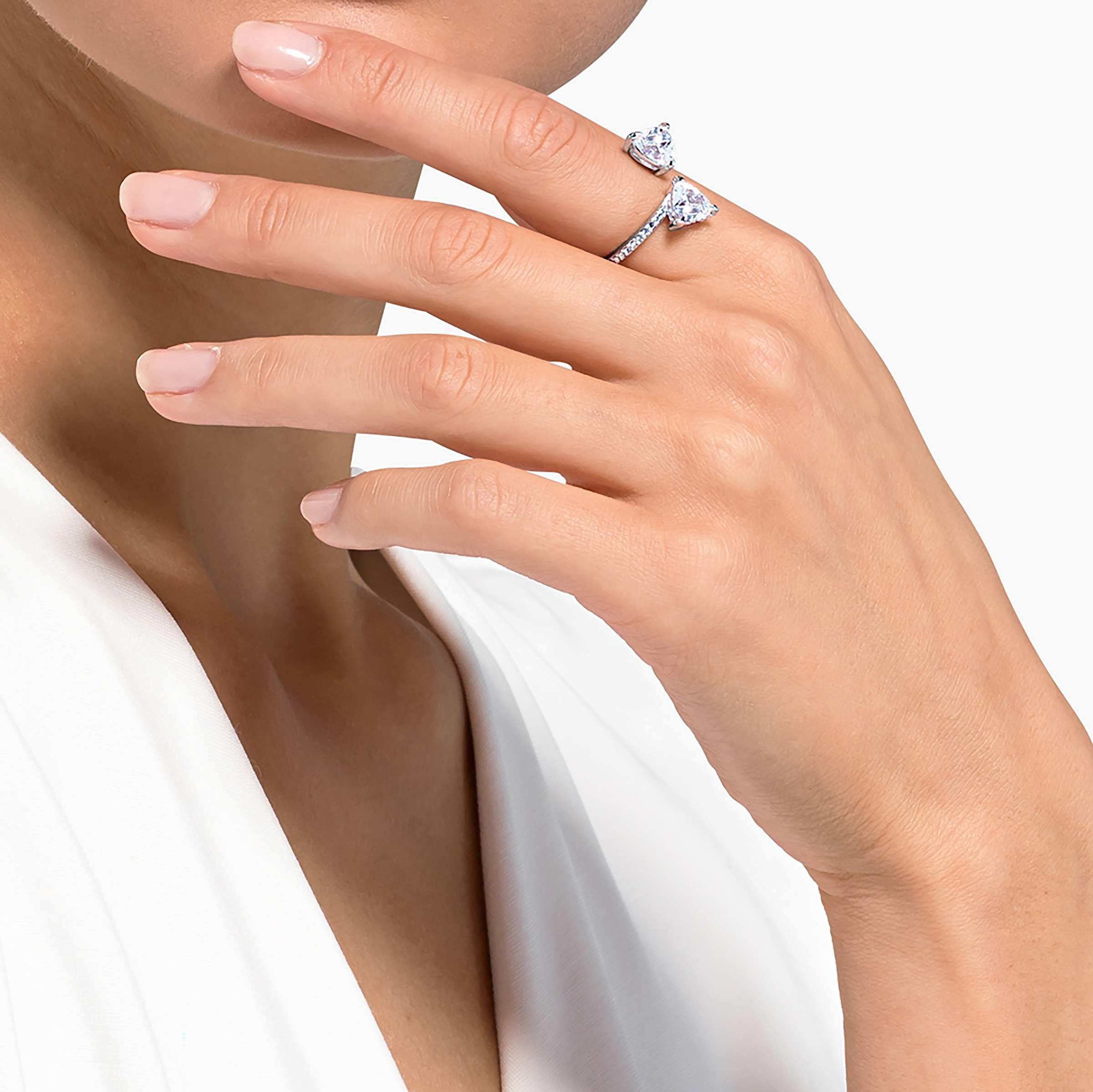 Foto 6 pulgar | Anillo Swarovski Mesmera Para Mujer En Rodio Abierto Con Cristales 8 - Venta Internacional.