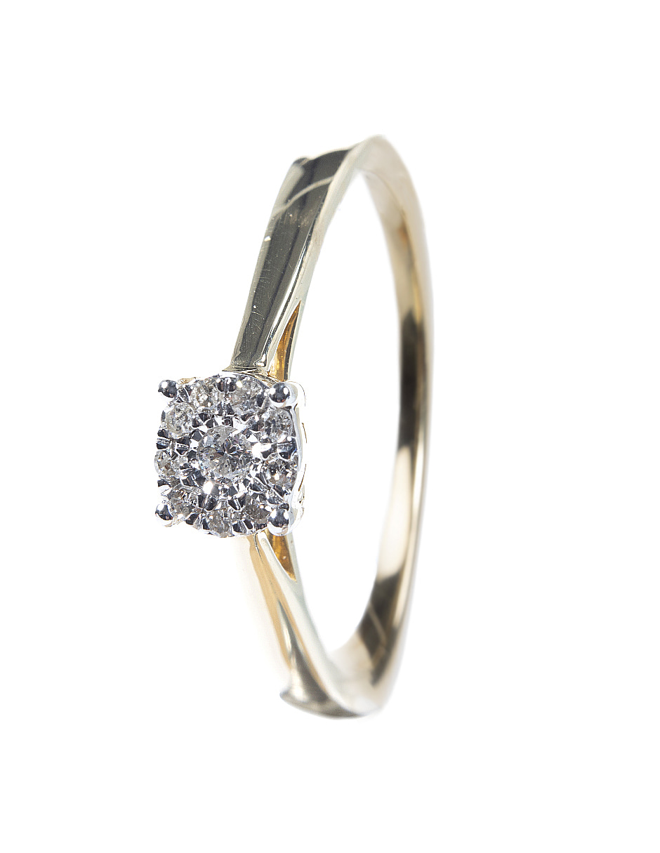 Anillo Lucie de Diamantes Oro Amarillo de 14k Talla 7.5