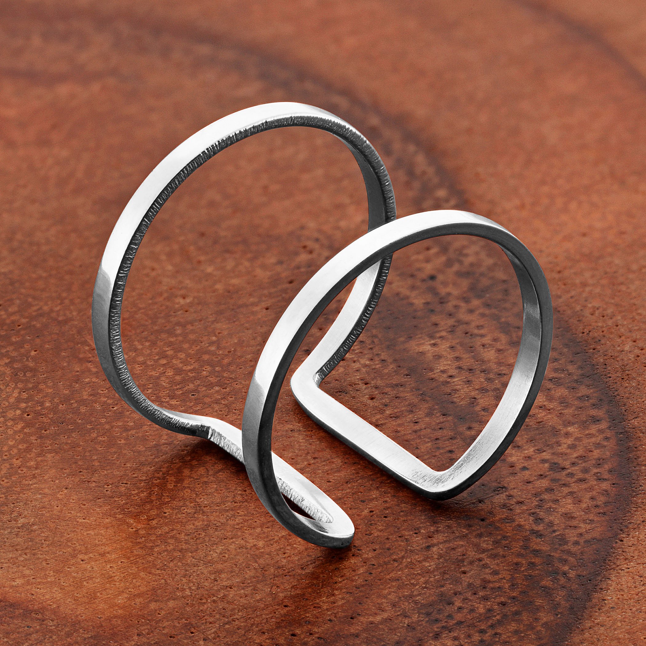 Foto 5 pulgar | Brazalete Geométrico Elya De West Coast Jewelry, Acero Plateado, 15 Mm - Venta Internacional.
