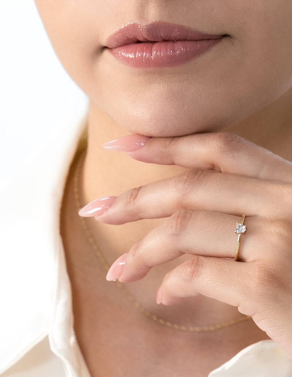 Foto 5 pulgar | Anillo De Promesa Tainy 10k Oro Talla 9