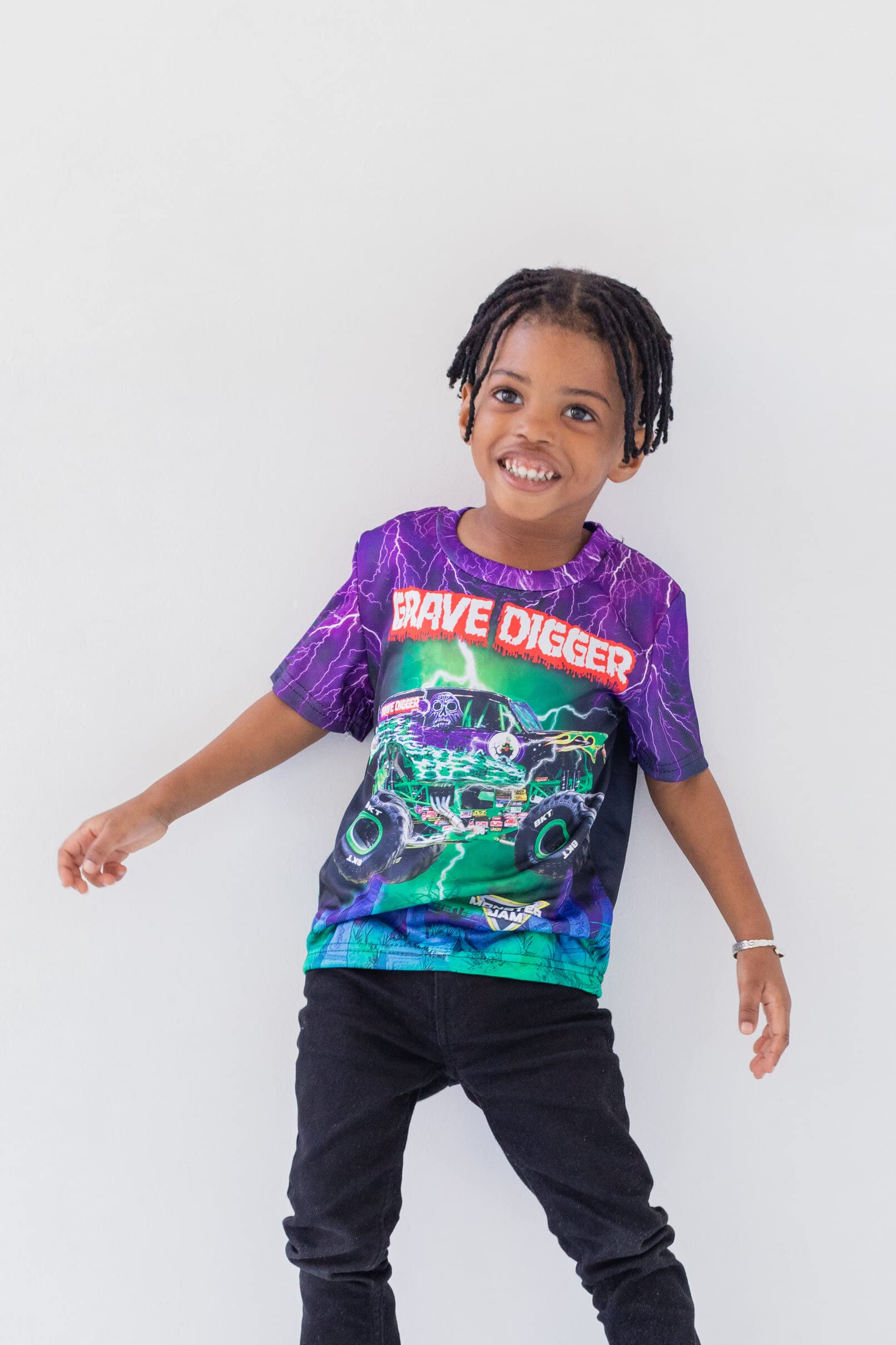 Foto 4 pulgar | Camiseta Monster Jam Grave Digger Púrpura/verde Para Niños De 6 Años - Venta Internacional.