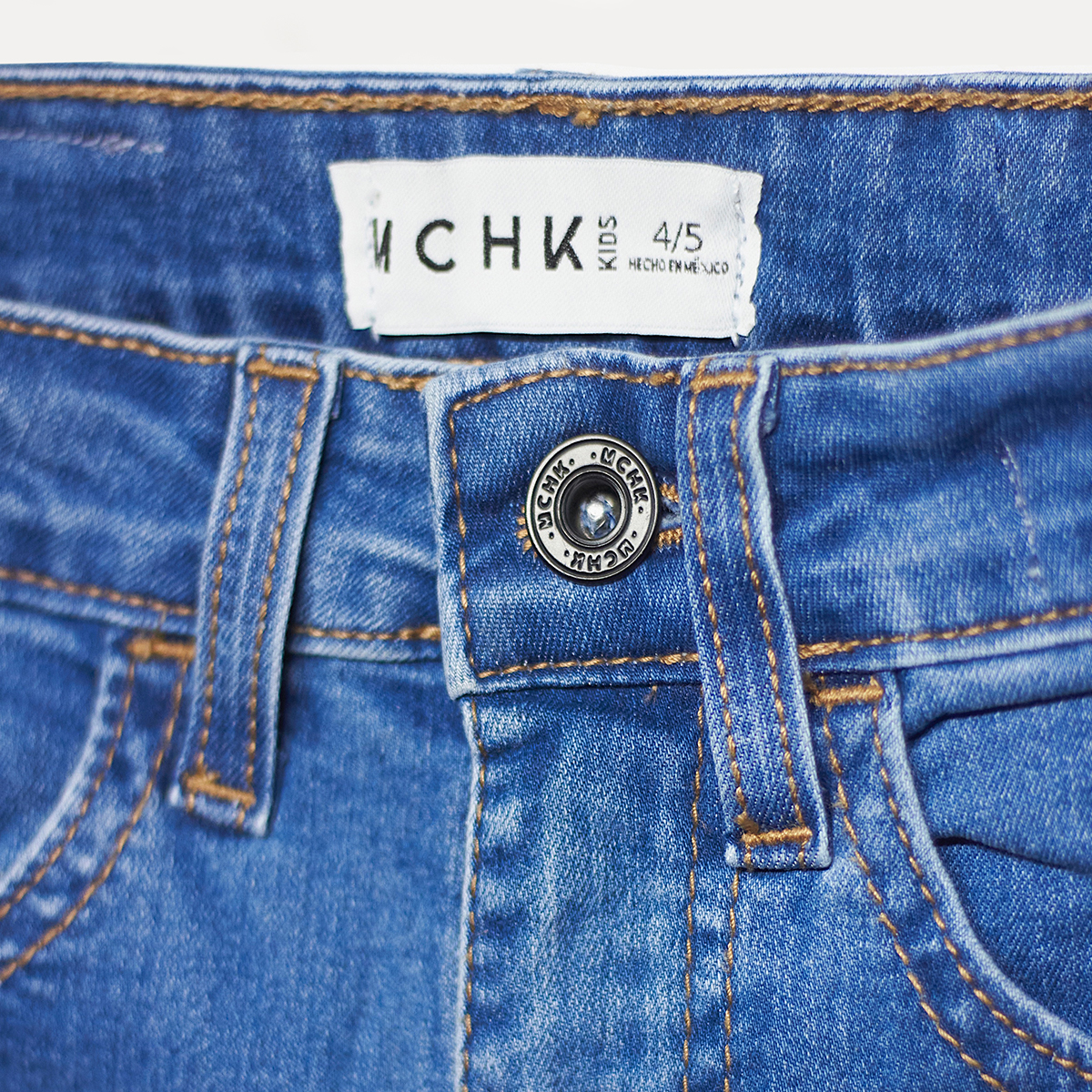 Foto 4 | Jeans De Mezclilla Mchk 9004 Para Niño. Corte Skinny, Azul Claro