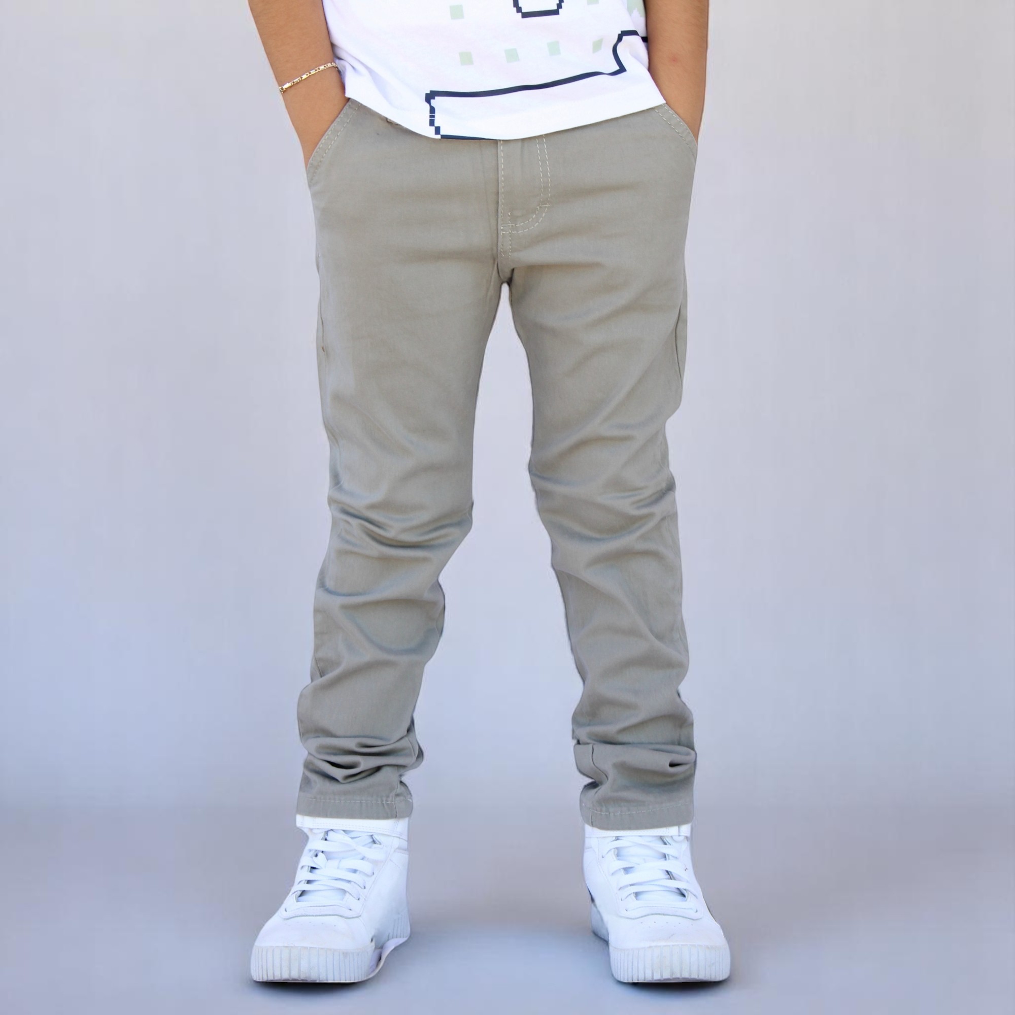 Foto 2 | Pantalón De Gabardina Strech Para Niño Y/o Adolescente Color Gris Claro