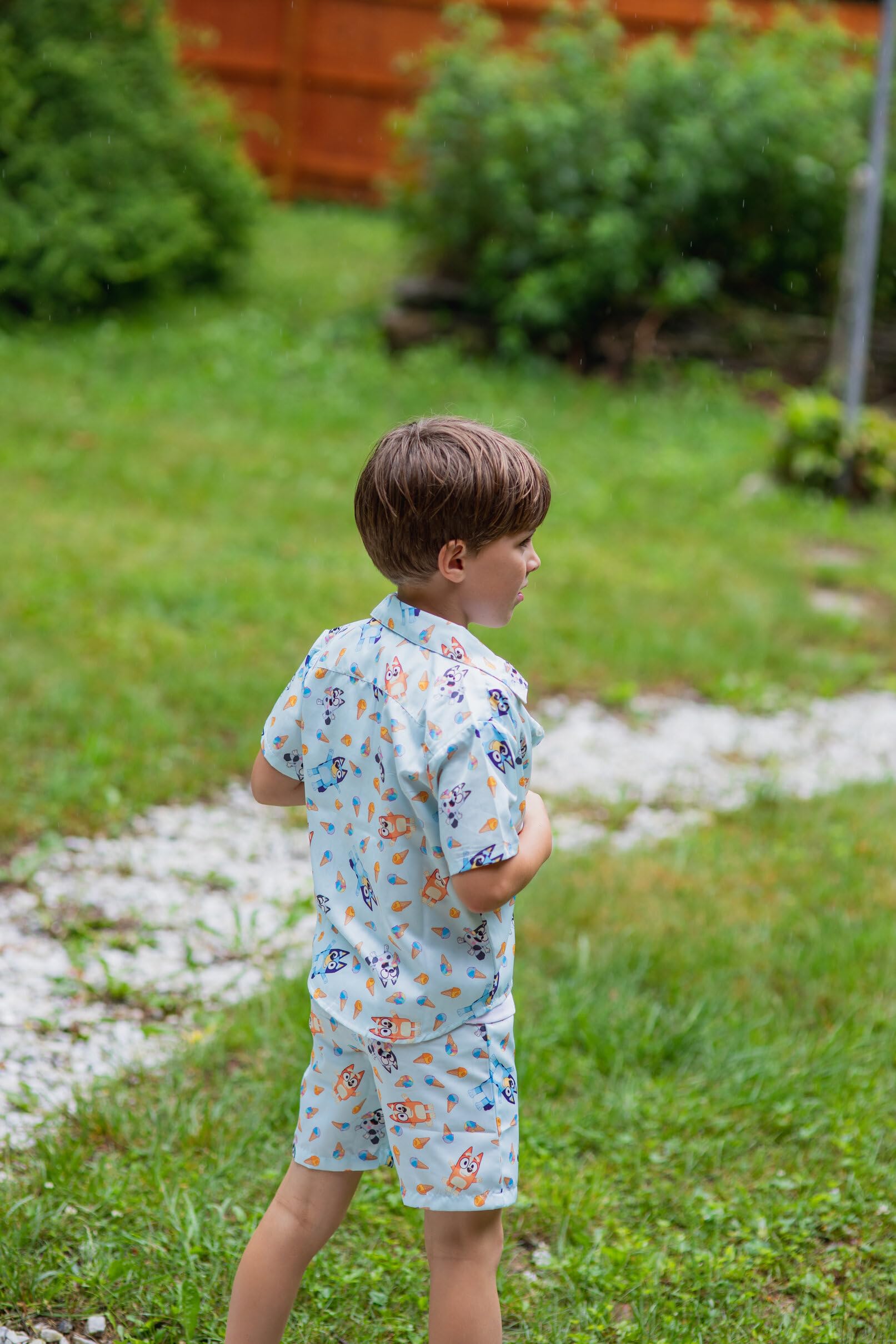 Foto 5 | Conjunto De Camisa Y Pantalones Cortos Hawaianos Outfit Bluey Bingo Muffin Para 6 Niñas - Venta Internacional.