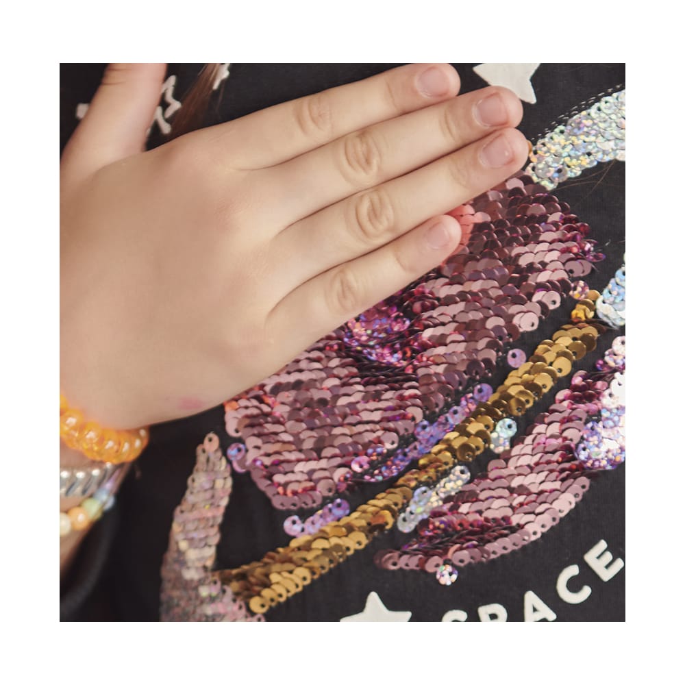 Foto 3 pulgar | Playera Coqueta Para Niña De Algodón Negro Con Estampado De Planeta