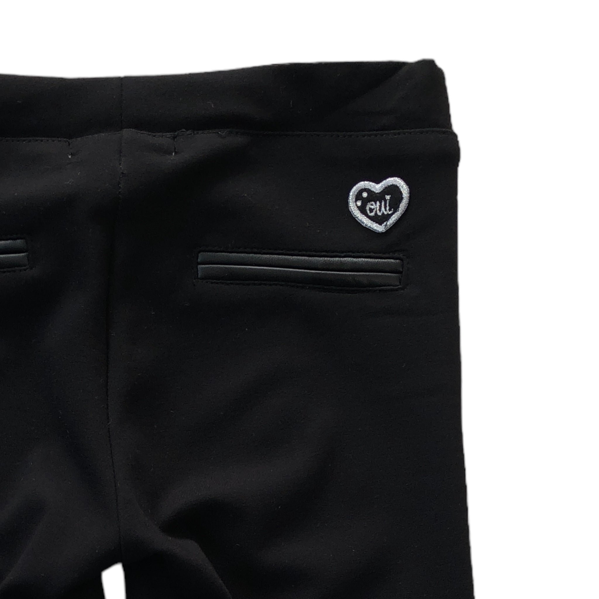 Foto 7 | Legging De Color Negro Con Etiqueta De Corazón Niña Losan