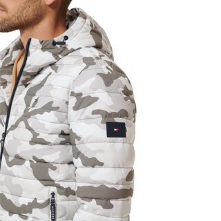 Foto 3 | Chaqueta Tommy Hilfiger con Capucha Camuflaje Blanco - Venta Internacional