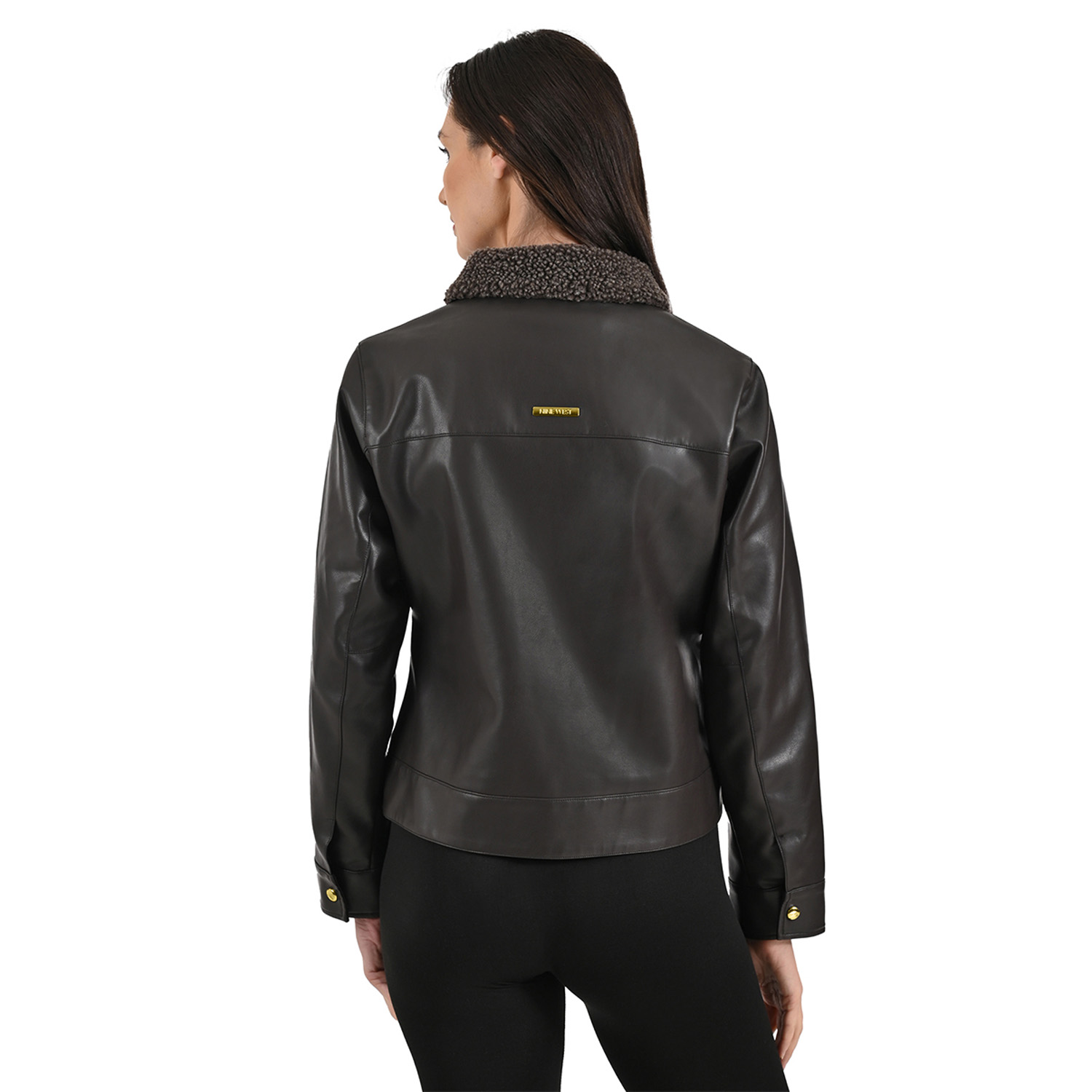 Foto 2 | Chamarra Con Borrega En Cuello Marca Nine West Para Mujer En Color Cafè Oscuro.