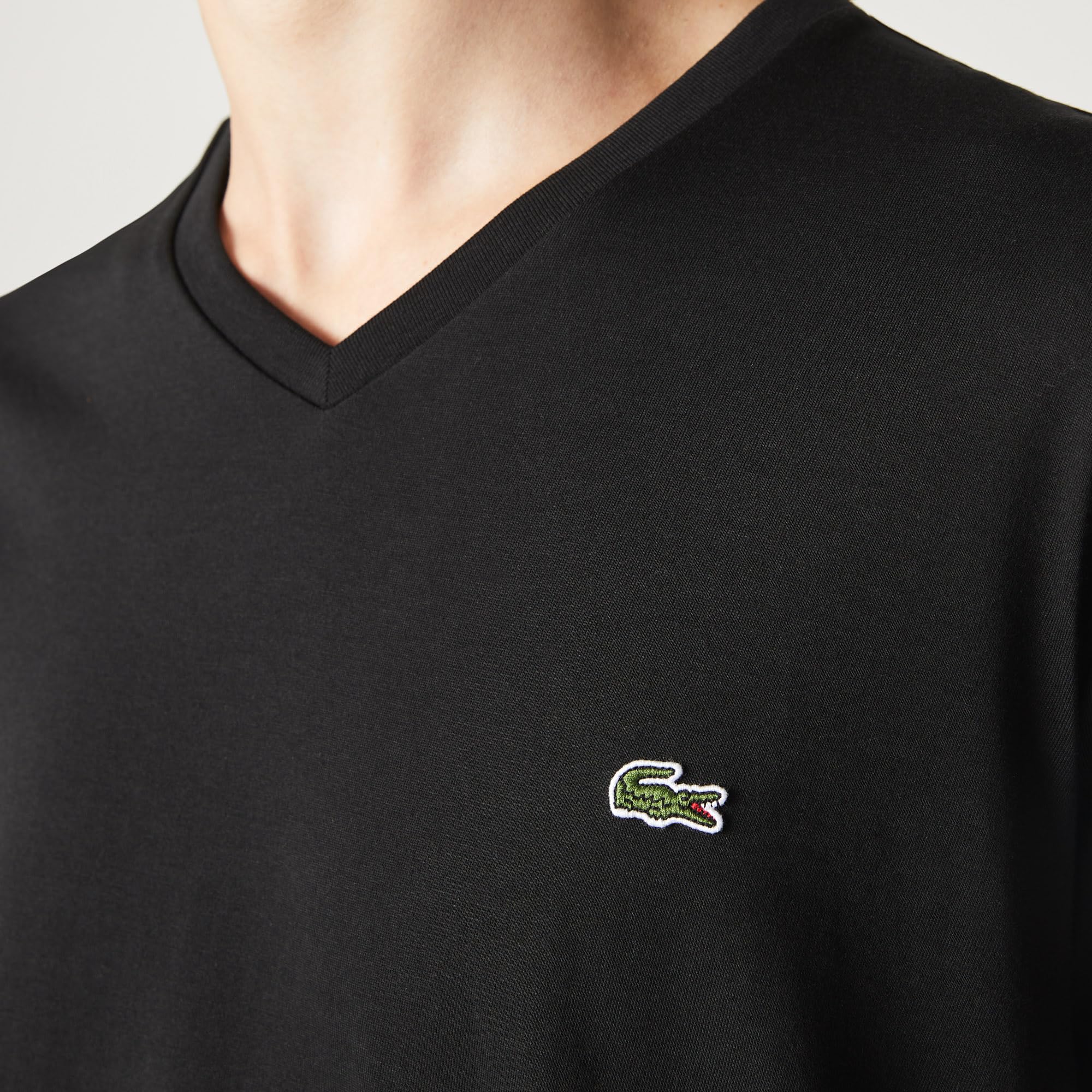Foto 6 pulgar | Camiseta Lacoste Para Hombre, Manga Corta, Cuello En V, Algodón Pima, Negra - Venta Internacional.