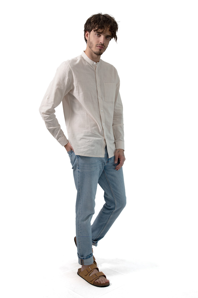 Camisa Comfort Fit Generra Beige con Cuello Mao