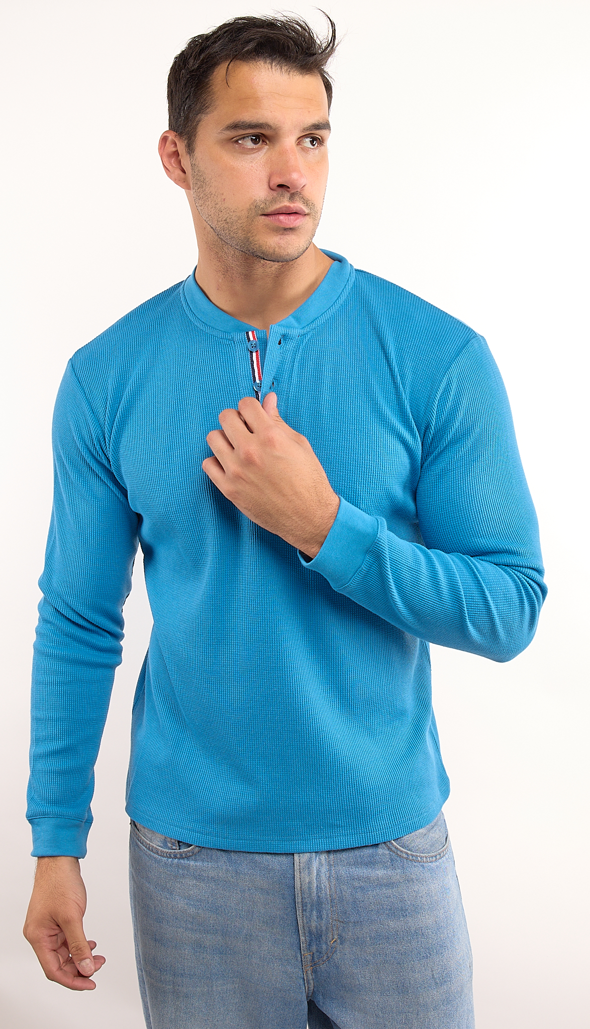 Foto 2 pulgar | Playera Polo Retro Manga Larga Cuello Henley Térmica Tela Tipo Grofe 973609652511