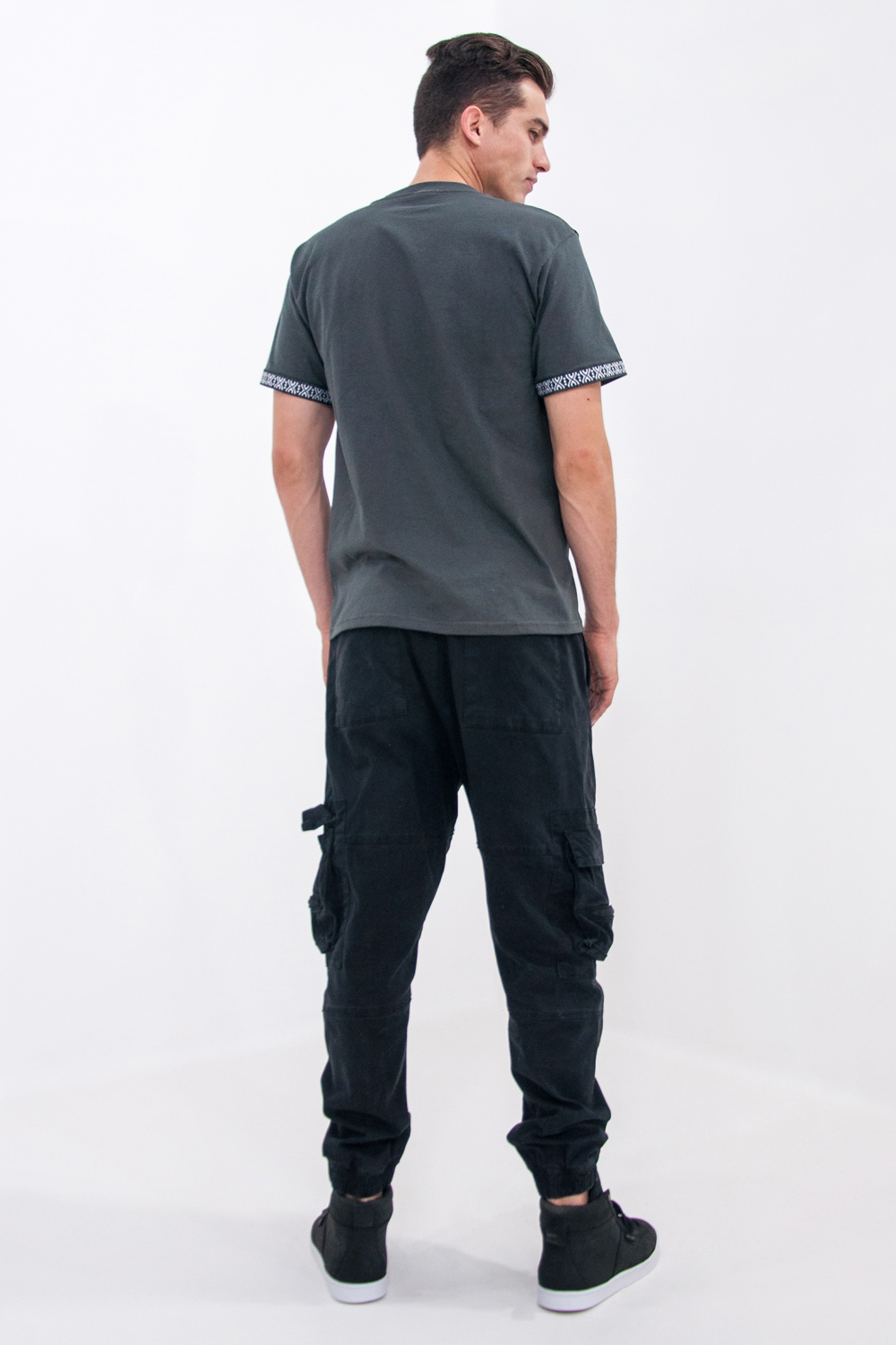 Foto 4 pulgar | Playera De Caballero A Ángelozano De Algodón Con Aplicación Sintético, Color Gris Al-w51