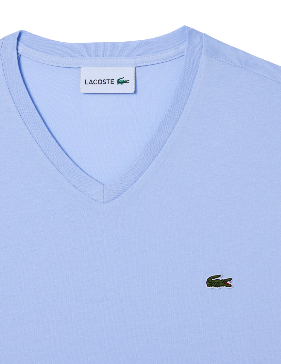 Foto 4 | Playera De Algodón Lacoste En Cuello V Lila