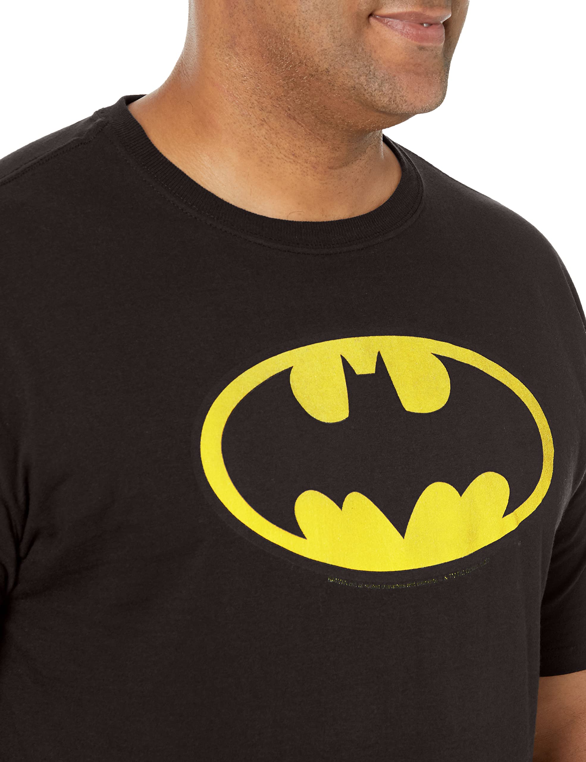 Foto 4 pulgar | Camiseta Dc Comics Batman Basic Logo Para Hombre Negra Talla L - Venta Internacional.