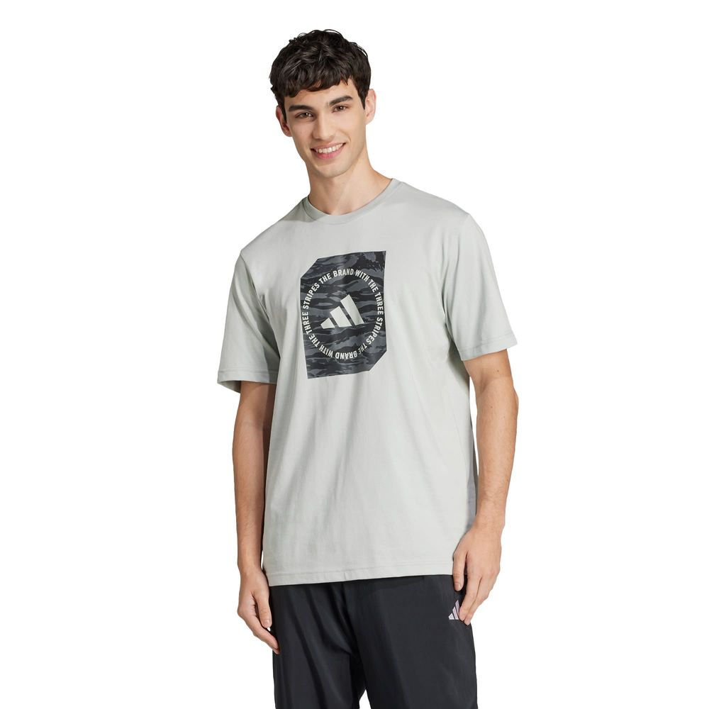 Foto 3 pulgar | Playera Estampada Camo Shape Adidas Gris Hombre